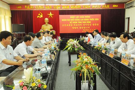 Đoàn đại biểu Đảng Lao động Triều Tiên thăm và làm việc tại Thái Bình