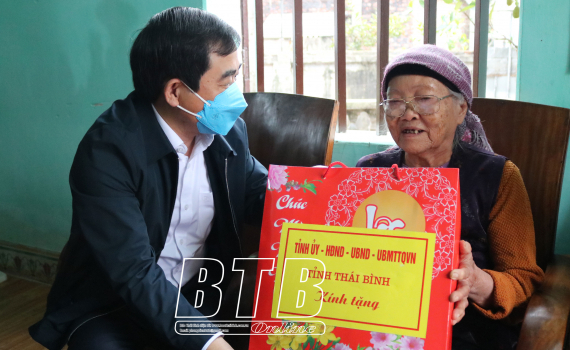 Lời kêu gọi của Ủy ban MTTQ Việt Nam tỉnh Thái Bình về vận động toàn dân tham gia ủng hộ "Quỹ đền ơn đáp nghĩa" nhân kỷ niệm 75 năm ngày Thương binh - Liệt sĩ