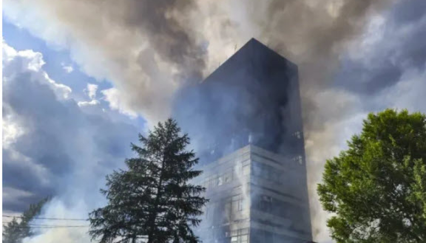 Cháy lớn tại một tòa nhà cao tầng ở Nga, nhiều người thiệt mạng