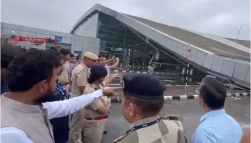 Sập mái che tại sân bay chính của thủ đô New Delhi (Ấn Độ), 1 người thiệt mạng