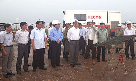 Bộ trưởng Bộ Công Thương Vũ Huy Hoàng&nbsp;kiểm tra tiến độ hai dự án công nghiệp tại Thái Bình 
