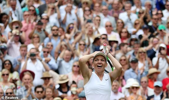 Thắng dễ Serena Williams, Simona Halep lần đầu đăng quang Wimbledon - Ảnh 6.