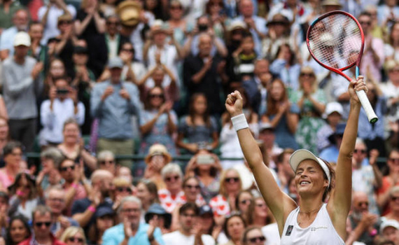 Tatjana Maria viết tiếp hành trình không tưởng tại Wimbledon