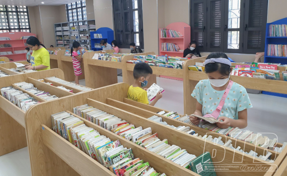 Thư viện tỉnh: Thu hút thiếu nhi dịp hè