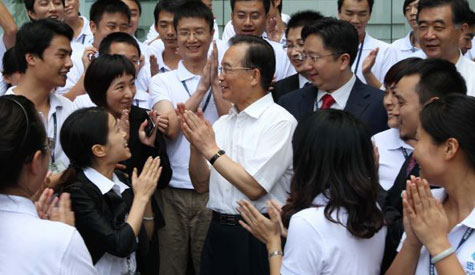 Thủ tướng Trung Quốc kêu gọi cải tổ chính trị