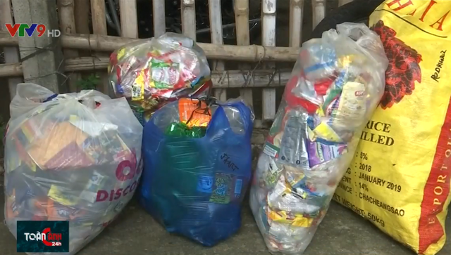 Đổi chai nhựa lấy gạo ở Philippines - Ảnh 2.