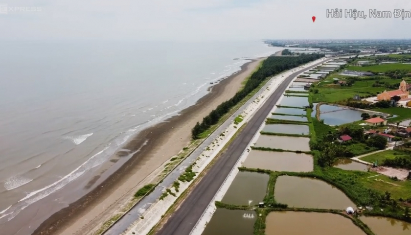 Đường bộ ven biển Nam Định thành hình sau 3 năm