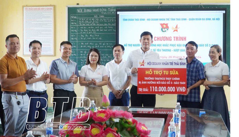 Hỗ trợ sửa trường học, xây nhà tặng gia đình học sinh nghèo